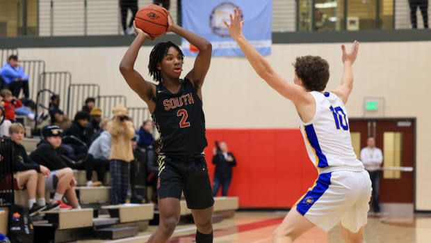 Lakeville South vs Wayzata Dec6-22 Jeff Lawler43